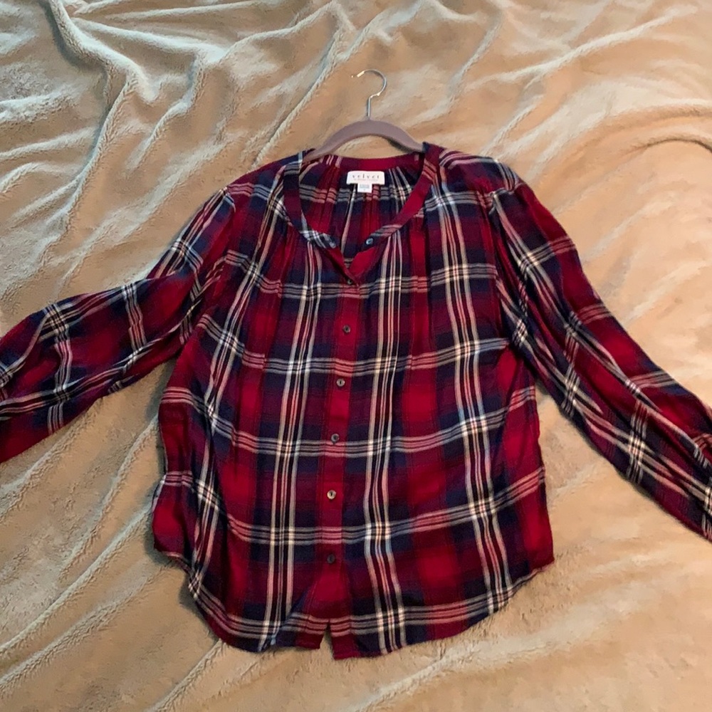 Plaid top